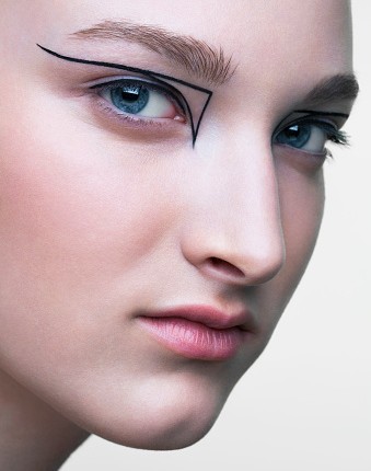 cWKj-fxqxqmf3720523-1